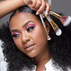 Meet your Posher, Imani